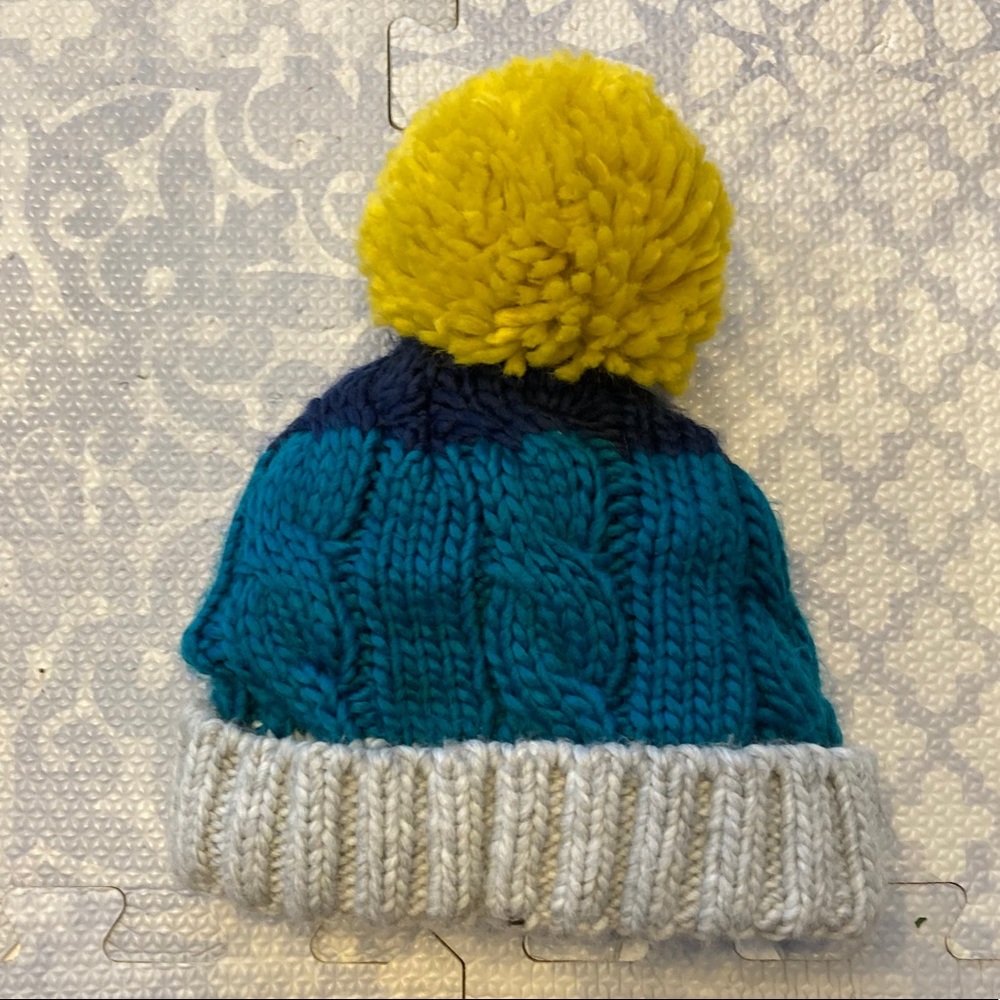 Old Navy baby/toddler beanie